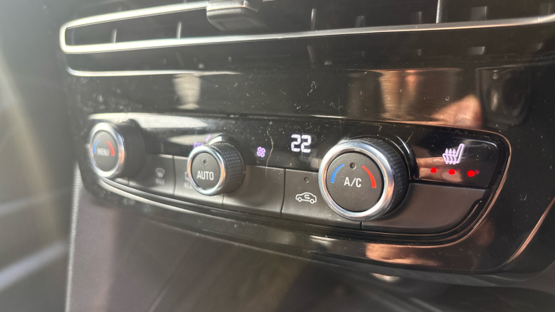 Vauxhall Mokka 100kW Ultimate 50kWh 5dr Auto Electric Hatchback